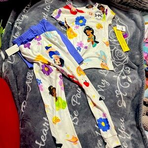 Disney princess three-piece pajama set size 4